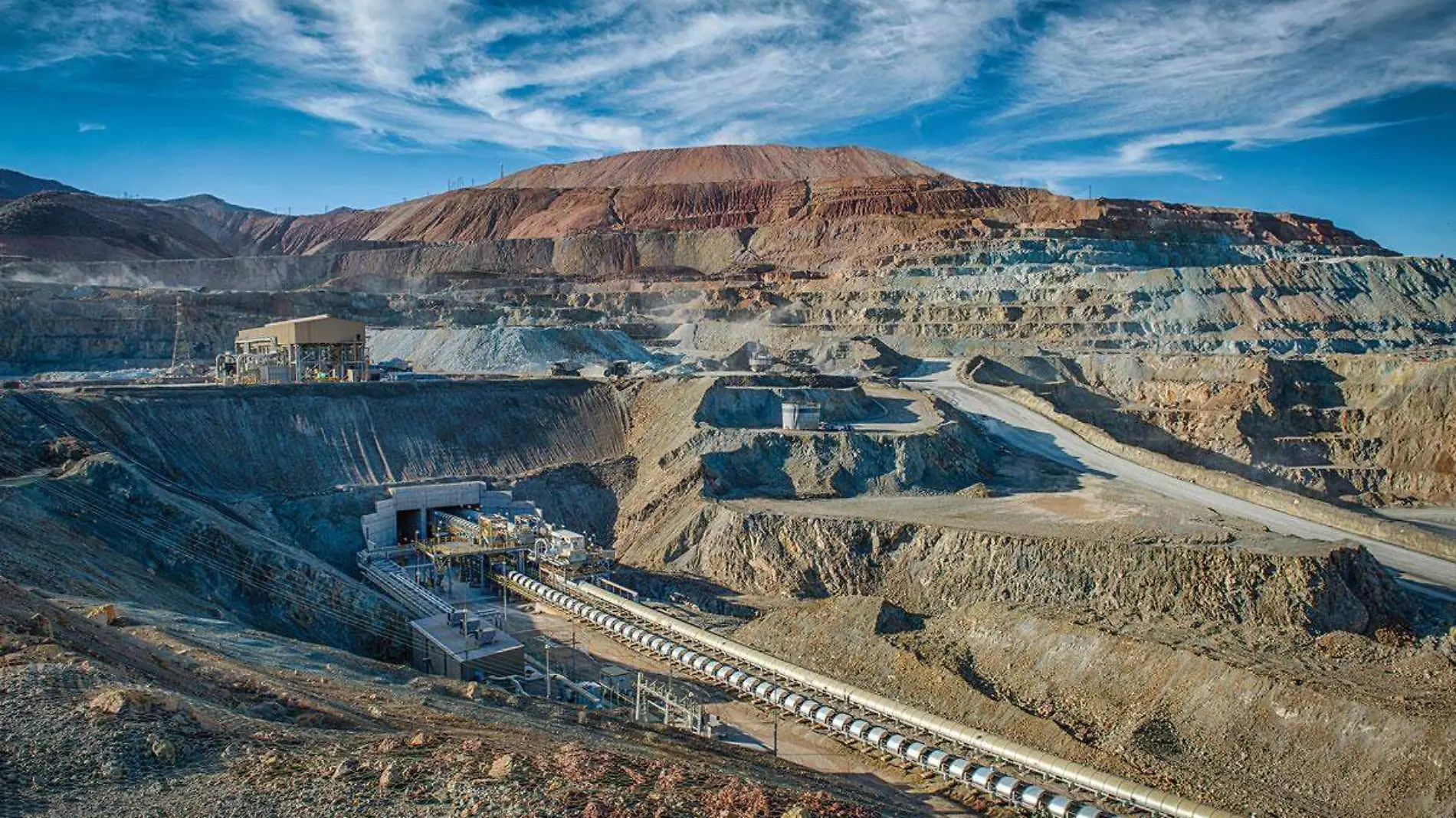 Banda transportadora de mineral en Buenavista del Cobre, Sonora. CORTESÍA GRUPO MÉXICO